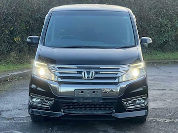 Used Honda Stepwagon 2013 for sale - 77020524: Photo