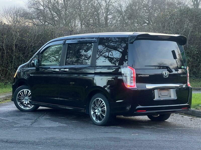 Used Honda Stepwagon 2013 for sale - 77020524: Photo 3