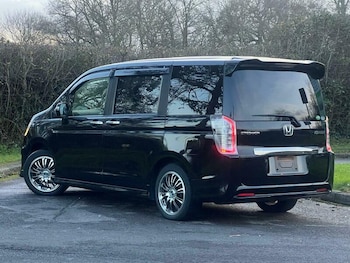 Used Honda Stepwagon 2013 for sale - 77020524: Photo