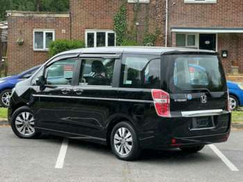 Used Honda Stepwagon  for sale - 74761557: Photo