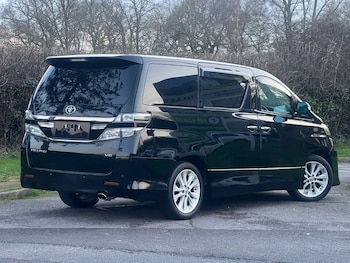 Used Toyota Vellfire 2008 for sale - 77547936: Photo