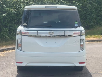 Used Nissan Elgrand 2015 for sale - 79264229: Photo