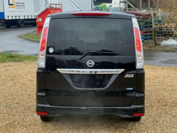 Used Nissan Serena  for sale - 73059809: Photo