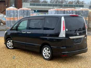 Used Nissan Serena  for sale - 73059809: Photo