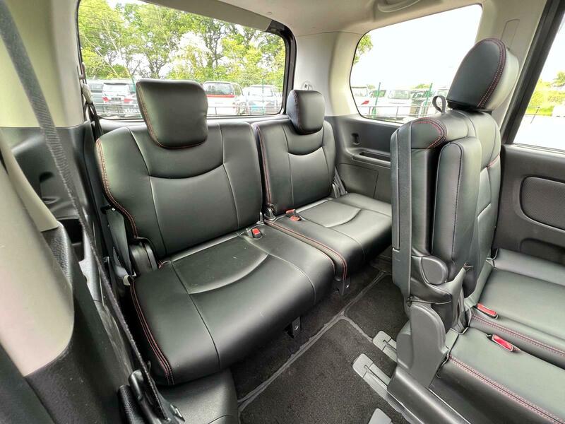 Used Nissan Serena 2012 for sale - 76665881: Photo 6