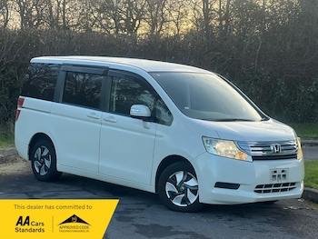 Used Honda Stepwagon 2010 for sale - 79010121: Photo