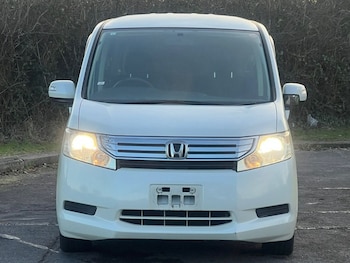 Used Honda Stepwagon 2010 for sale - 79010121: Photo