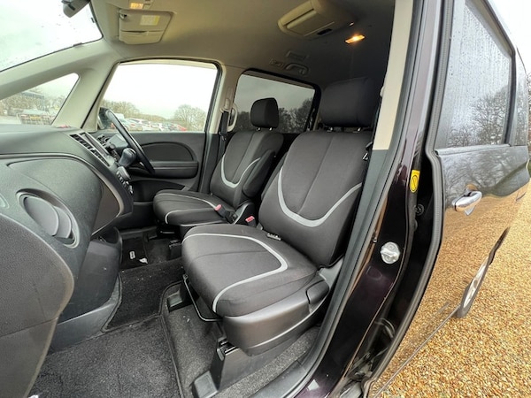 Used Mazda Biante 2009 for sale - 75681019: Photo 10