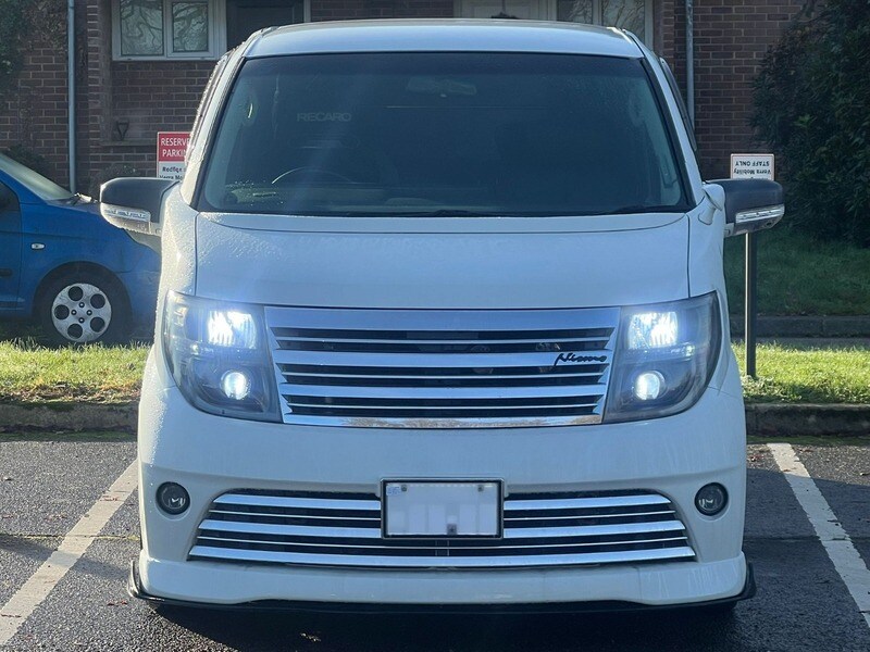 Used Nissan Elgrand 2008 for sale - 76941716: Photo 2