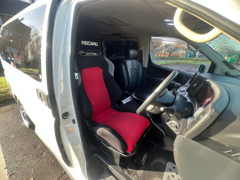 Used Nissan Elgrand 2008 for sale - 76941716: Photo 9