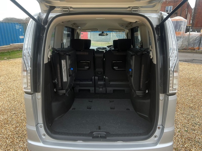 Used Nissan Serena 2024 for sale - 77172858: Photo 16