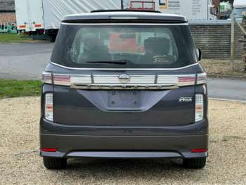 Used Nissan Elgrand  for sale - 74761659: Photo
