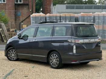 Used Nissan Elgrand  for sale - 74761659: Photo