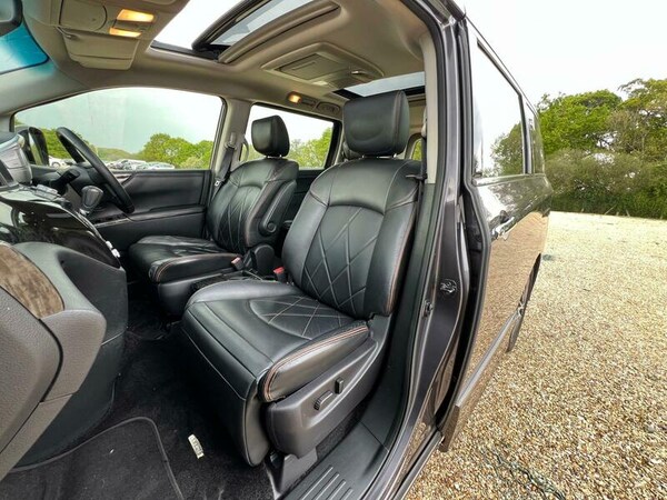 Used Nissan Elgrand 2014 for sale - 74761659: Photo 7