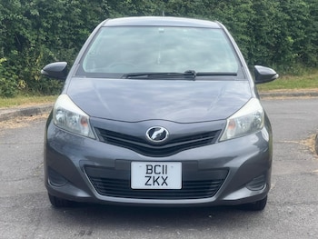 Used Toyota Yaris 2011 for sale - 79264236: Photo