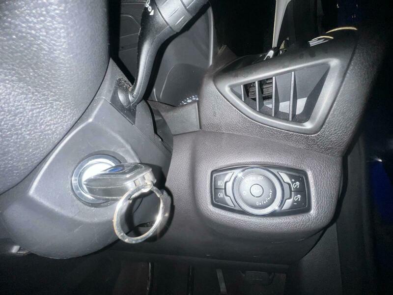 Used Ford Tourneo Connect 2013 for sale - 77535651: Photo 6