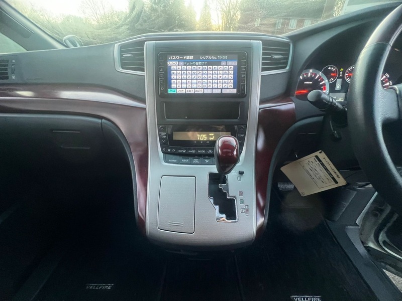 Used Toyota Vellfire 2009 for sale - 76941718: Photo 10