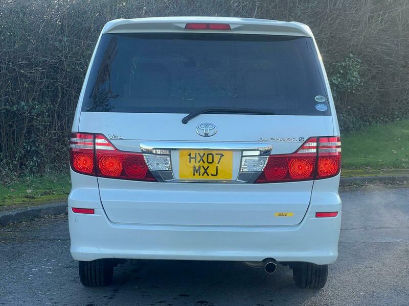 Used Toyota Alphard 2024 for sale - 78056804: Photo 4