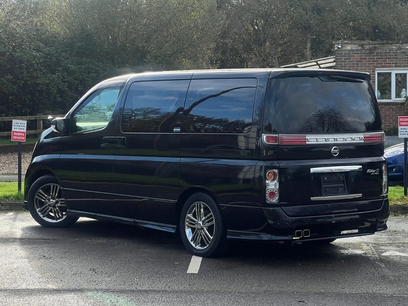 Used Nissan Elgrand 2007 for sale - 76670714: Photo 4