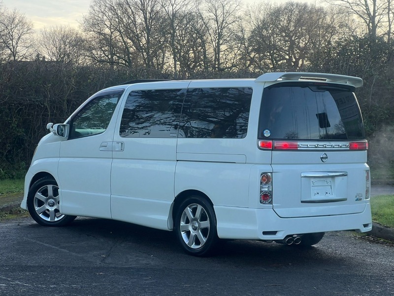 Used Nissan Elgrand 2022 for sale - 76941706: Photo 3