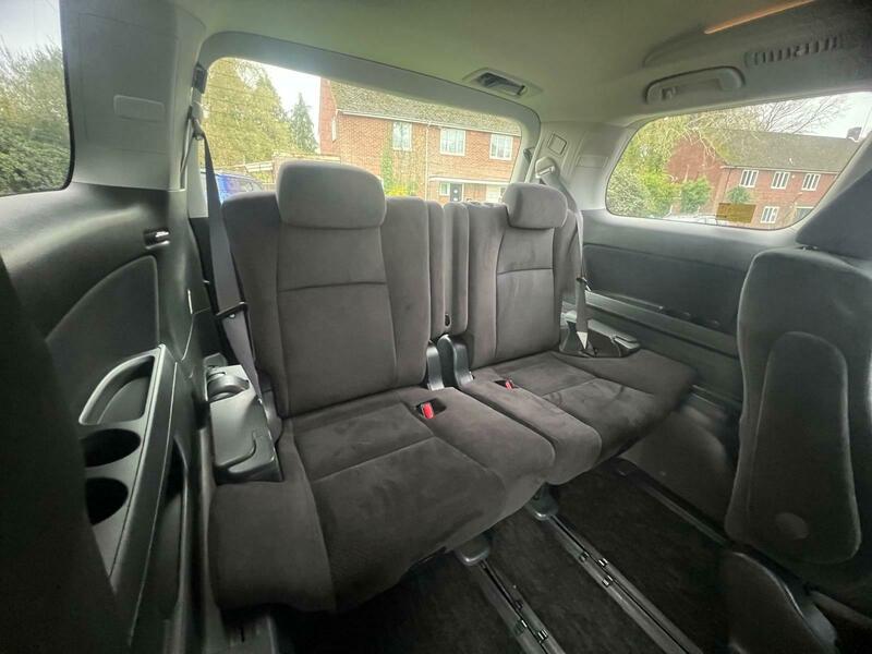 Used Toyota Vellfire 2010 for sale - 76655600: Photo 14