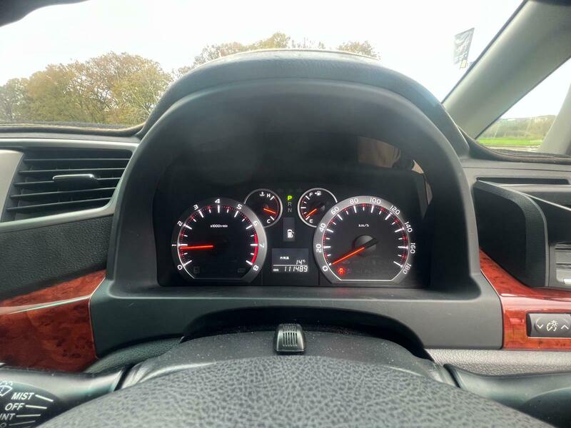 Used Toyota Vellfire 2010 for sale - 76655600: Photo 8