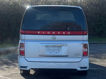 Used Nissan Elgrand 2008 for sale - 79010122: Photo