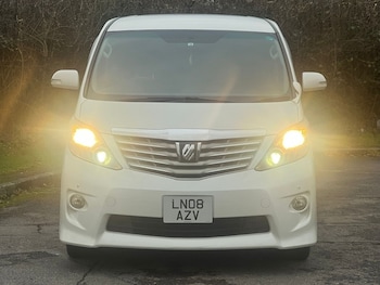 Used Toyota Alphard undefined for sale - 79010124: Photo