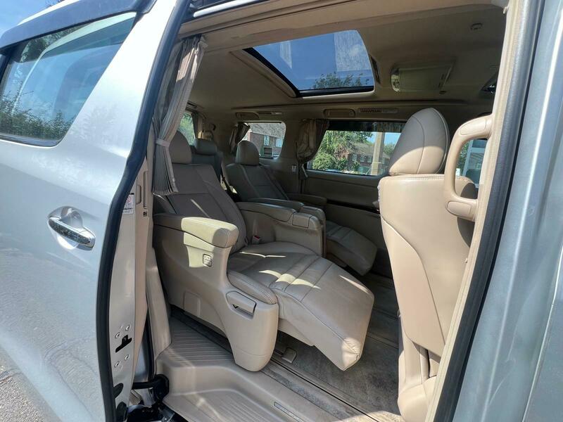 Used Toyota Alphard 2025 for sale - 76386942: Photo 15