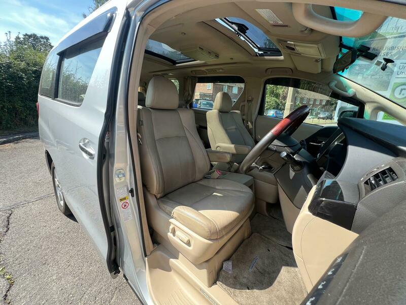 Used Toyota Alphard 2025 for sale - 76386942: Photo 5