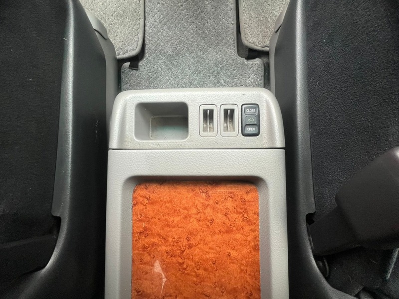 Used Toyota Alphard 2008 for sale - 76896663: Photo 9