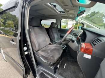 Used Toyota Vellfire  for sale - 75165068: Photo