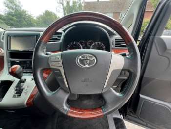 Used Toyota Vellfire  for sale - 75165068: Photo