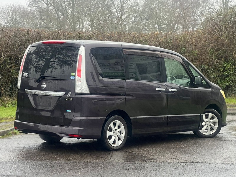 Used Nissan Serena 2012 for sale - 77172862: Photo 3