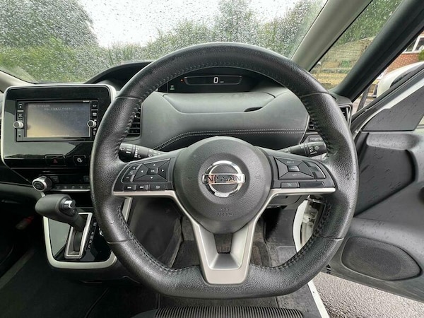 Used Nissan Serena 2018 for sale - 75171903: Photo 4