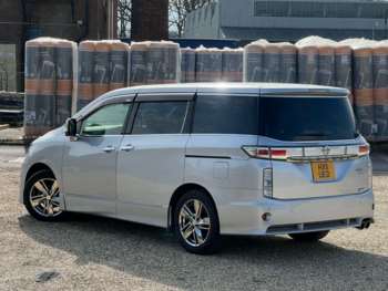 Used Nissan Elgrand  for sale - 73971576: Photo