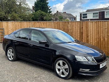Used Skoda Karoq 2017 for sale - 76340847: Photo