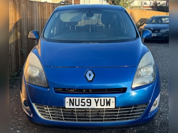 Used Renault Grand Scenic 2009 for sale - 76250737: Photo