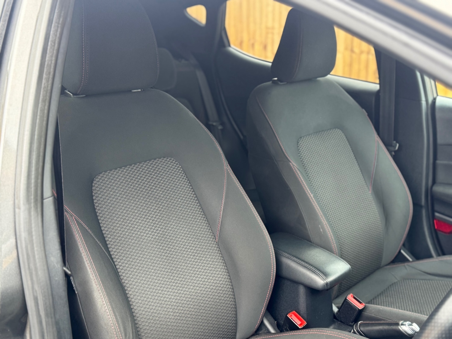 Used Ford Fiesta 2020 for sale - 76606097: Photo 12