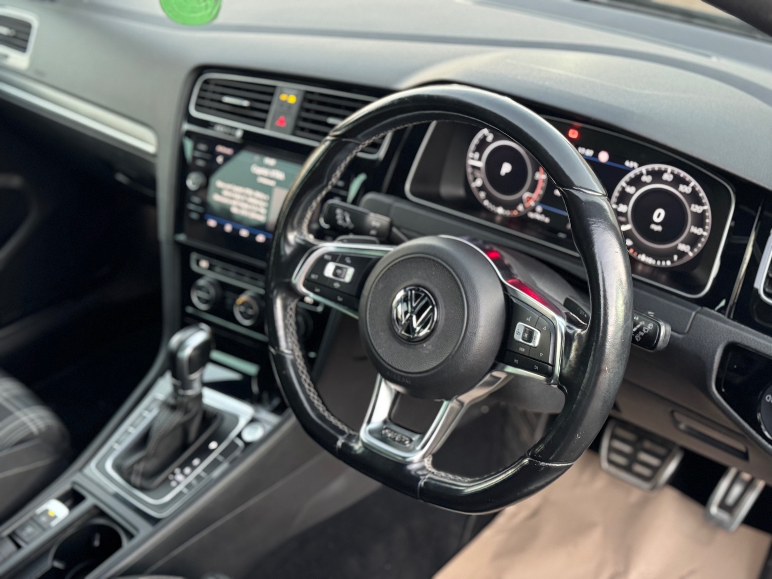 Used Volkswagen Golf 2019 for sale - 76606130: Photo 11