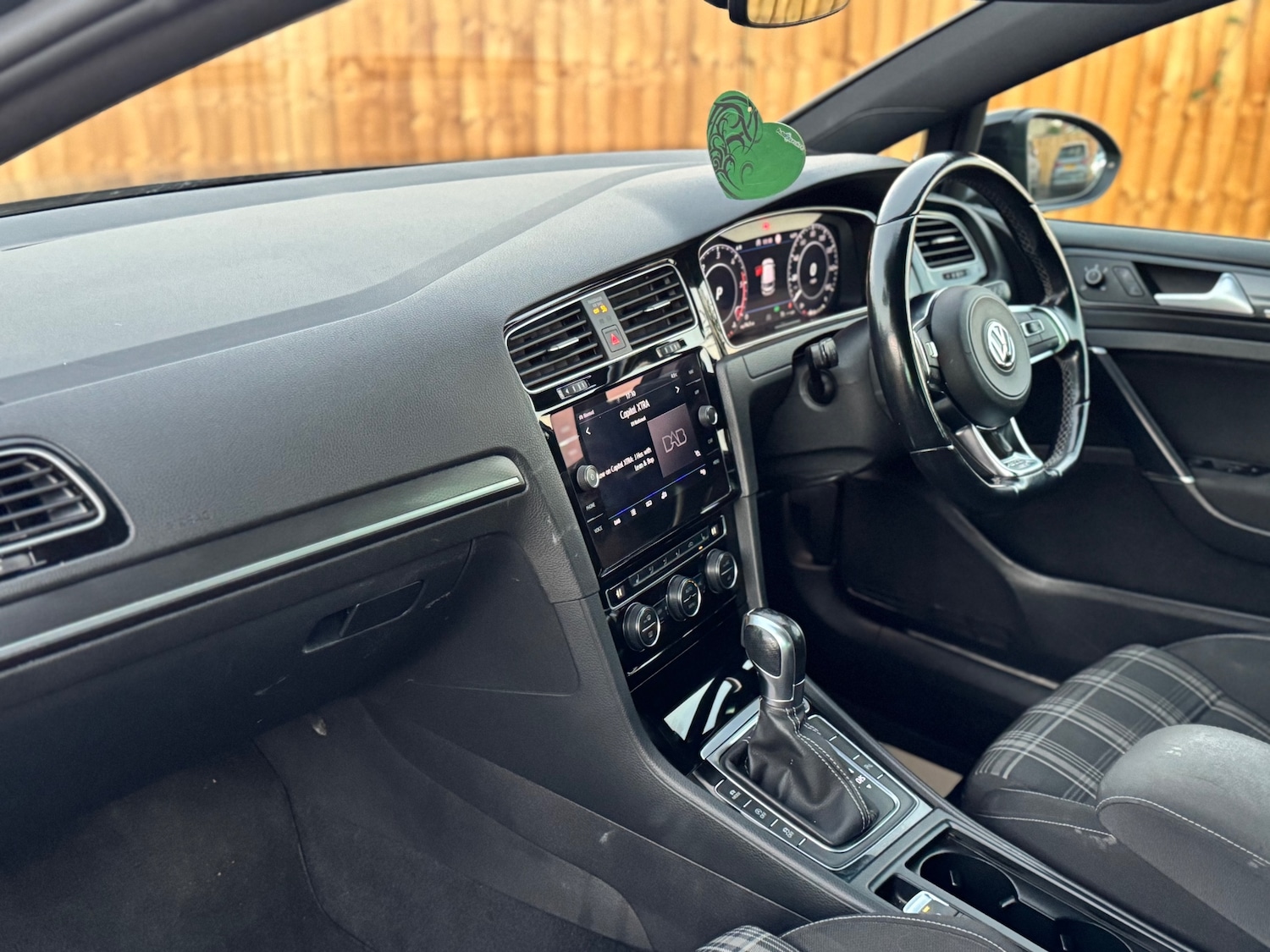 Used Volkswagen Golf 2019 for sale - 76606130: Photo 14