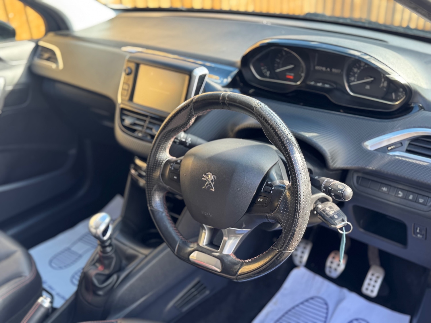 Used Peugeot 208 2016 for sale - 76046439: Photo 11