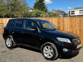Used Toyota RAV4 2011 for sale - 76031325: Photo