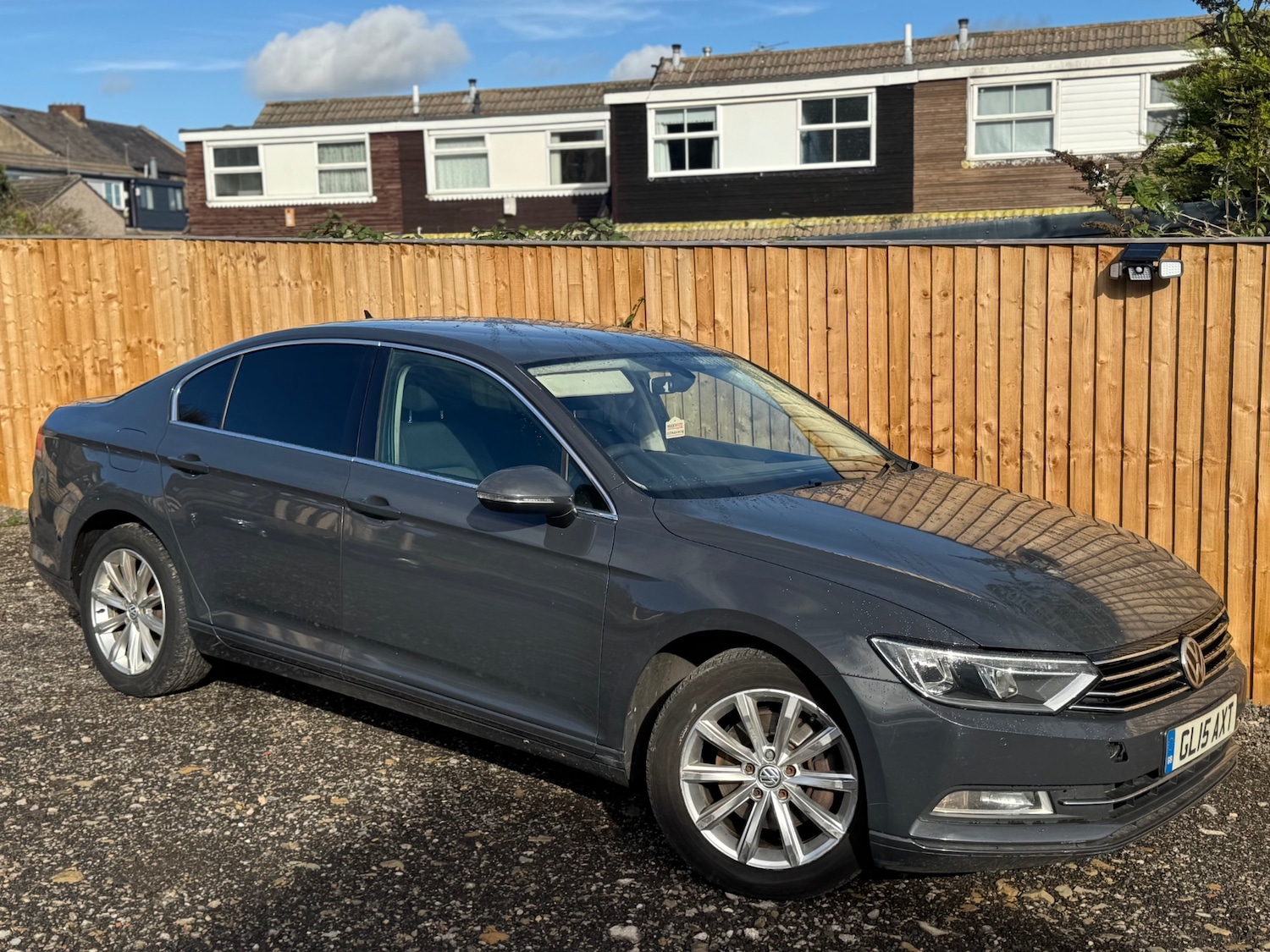 Used Volkswagen Passat 2015 for sale - 76340840: Photo 1