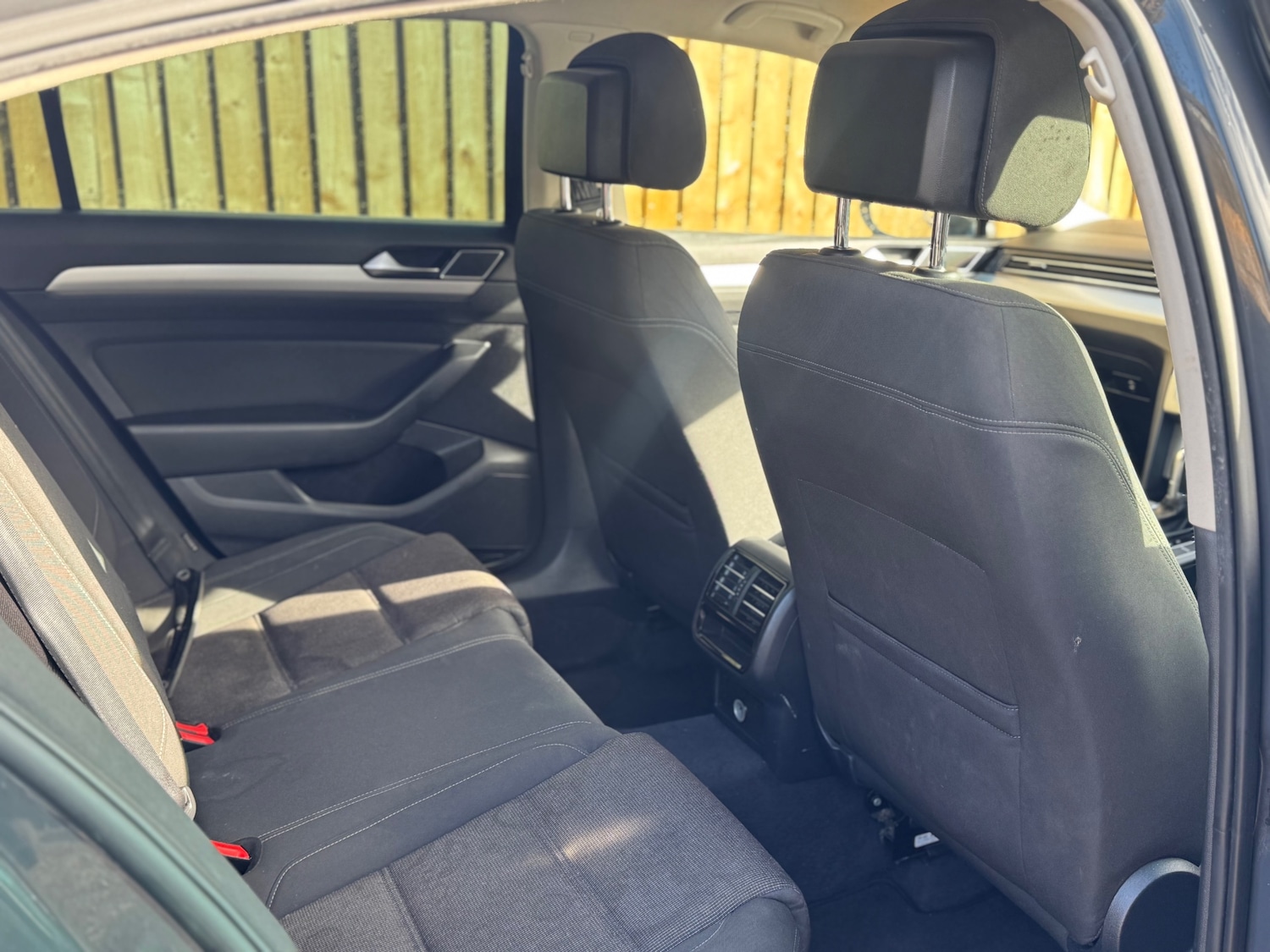 Used Volkswagen Passat 2015 for sale - 76340840: Photo 13