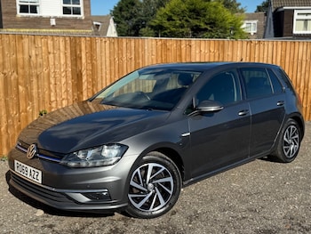 Used Volkswagen Golf 2019 for sale - 76032765: Photo