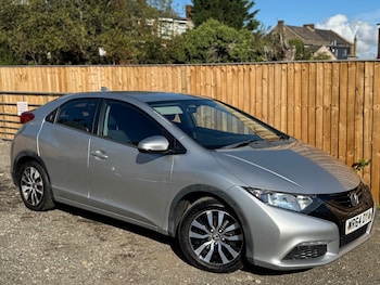 Used Honda Civic 2014 for sale - 76046422: Photo