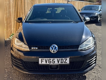 Used Volkswagen Golf 2016 for sale - 76031299: Photo