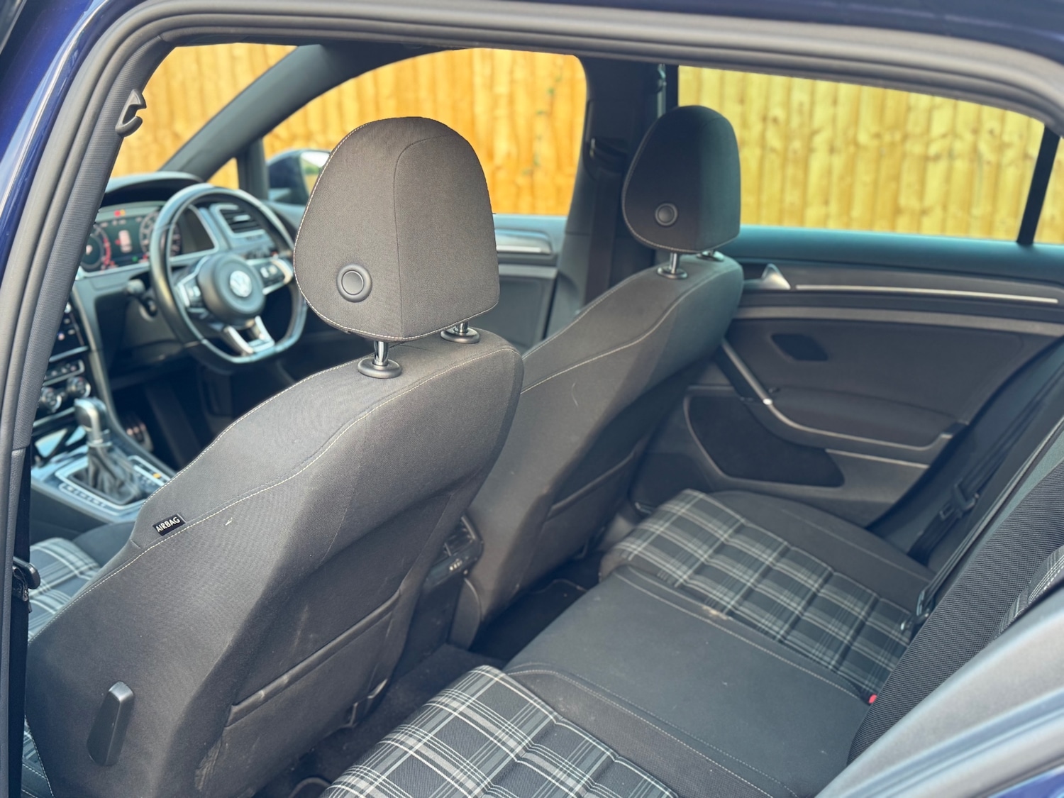 Used Volkswagen Golf 2018 for sale - 76808001: Photo 15