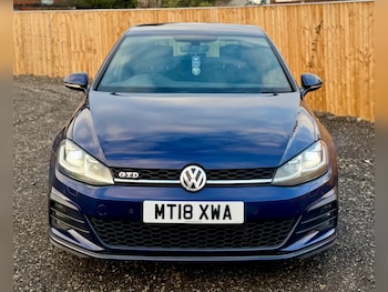 Used Volkswagen Golf 2018 for sale - 76808001: Photo
